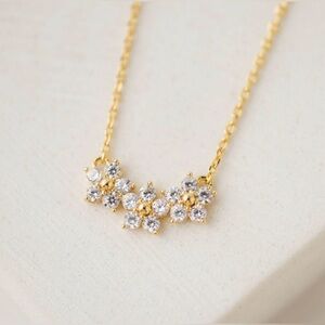 14K GOLD PLATED 0.45 CT tw Round Cut Flower Dainty Necklace